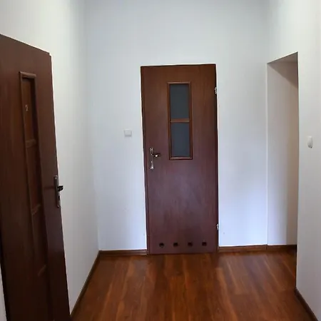 Pokoje Goscinne Collegium Mazovia * Otwock